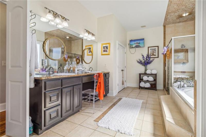 Image for property 4826 Rose Heights Drive, Flowery Branch, GA 30542