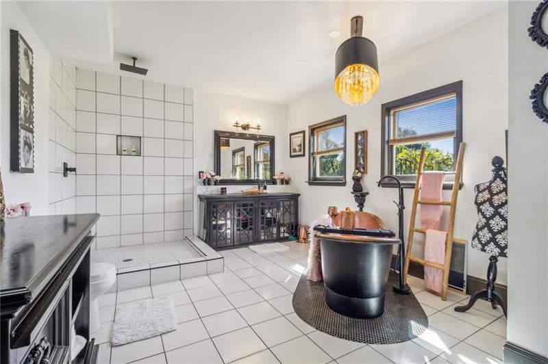Image for property 4826 Rose Heights Drive, Flowery Branch, GA 30542