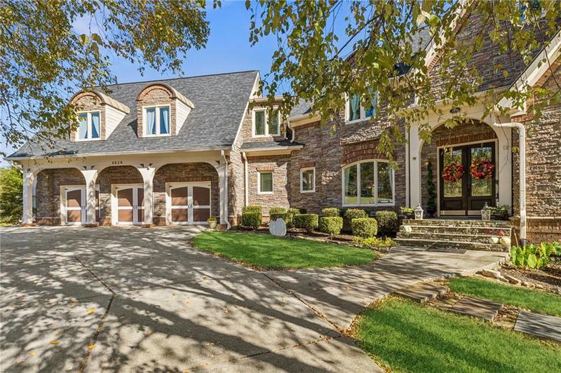 Image for property 4826 Rose Heights Drive, Flowery Branch, GA 30542