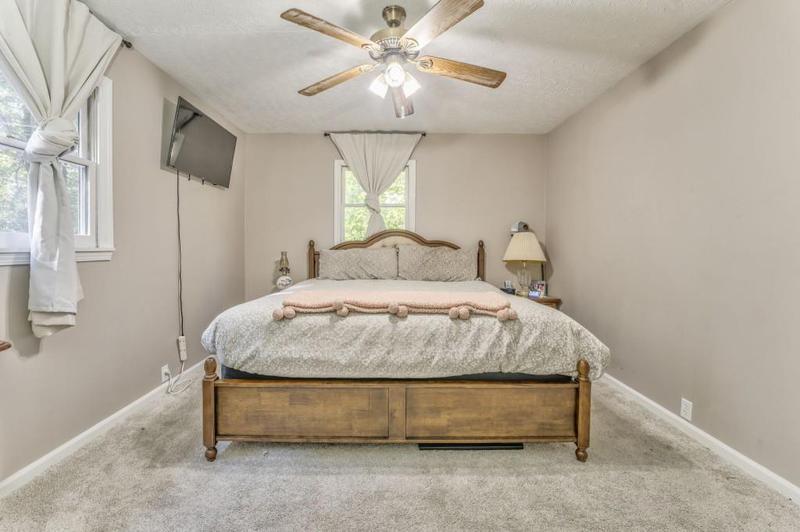 Image for property 111 Sylvan Drive, Calhoun, GA 30701