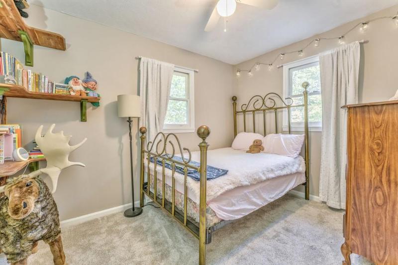 Image for property 111 Sylvan Drive, Calhoun, GA 30701