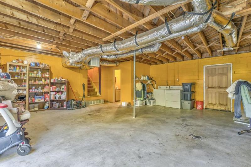 Image for property 111 Sylvan Drive, Calhoun, GA 30701