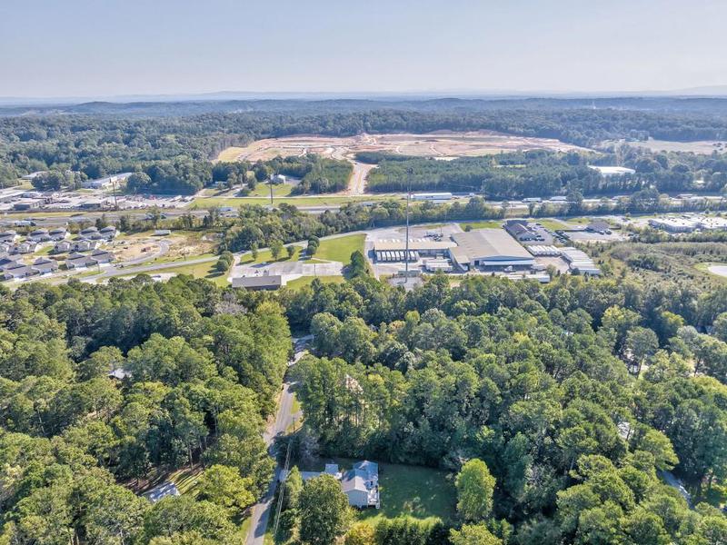 Image for property 111 Sylvan Drive, Calhoun, GA 30701