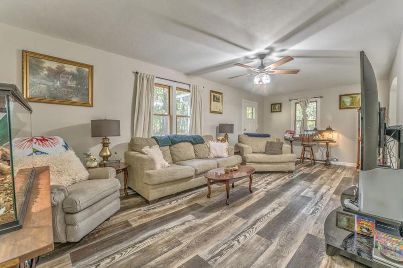 Image for property 111 Sylvan Drive, Calhoun, GA 30701