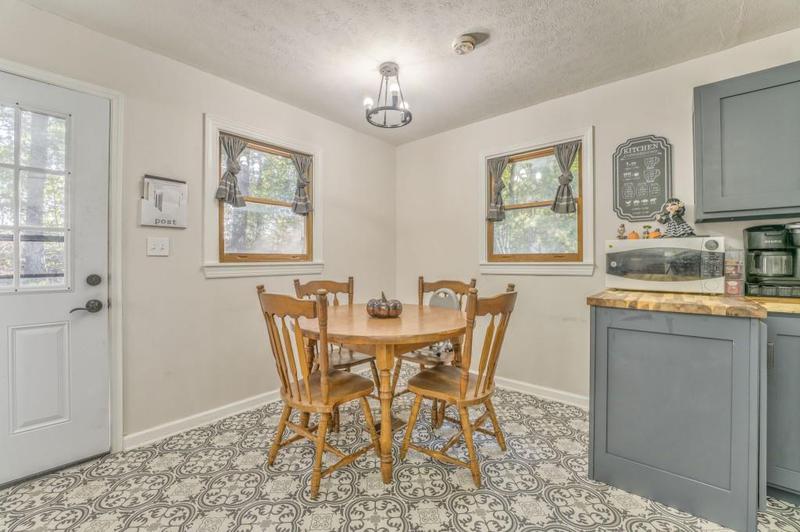 Image for property 111 Sylvan Drive, Calhoun, GA 30701