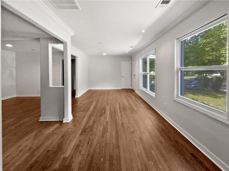 Image for property 2122 Belhaven Lane, Atlanta, GA 30315
