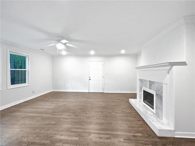 Image for property 2122 Belhaven Lane, Atlanta, GA 30315
