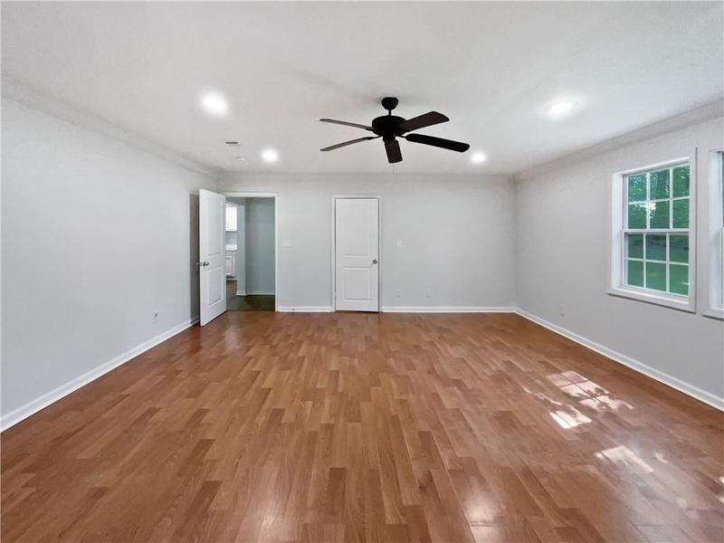 Image for property 2122 Belhaven Lane, Atlanta, GA 30315