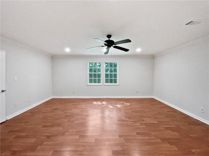 Image for property 2122 Belhaven Lane, Atlanta, GA 30315