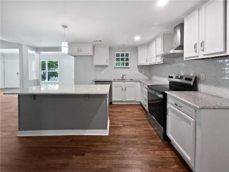 Image for property 2122 Belhaven Lane, Atlanta, GA 30315