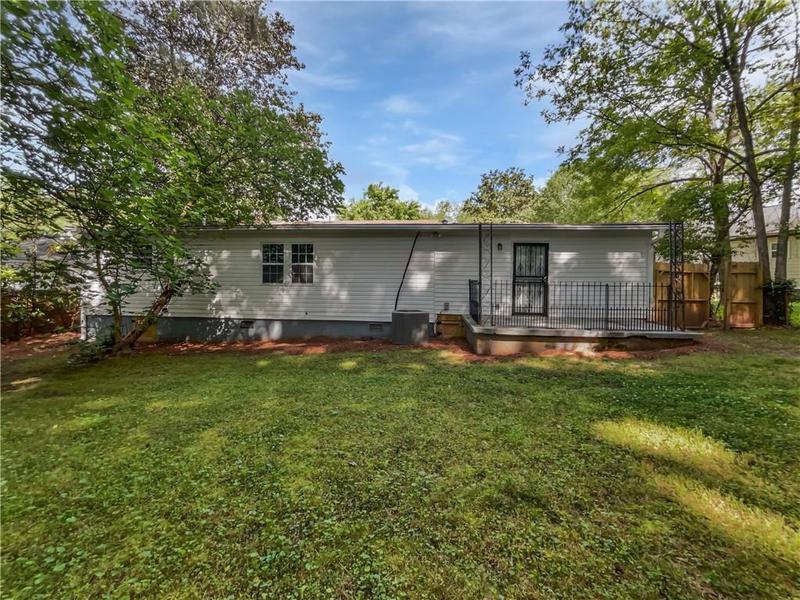 Image for property 2122 Belhaven Lane, Atlanta, GA 30315
