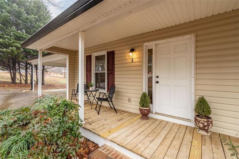 Image for property 9 Woodberry Drive, Silver Creek, GA 30173