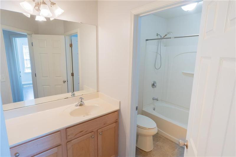 Image for property 2986 Ashlyn Pointe Drive, Atlanta, GA 30340