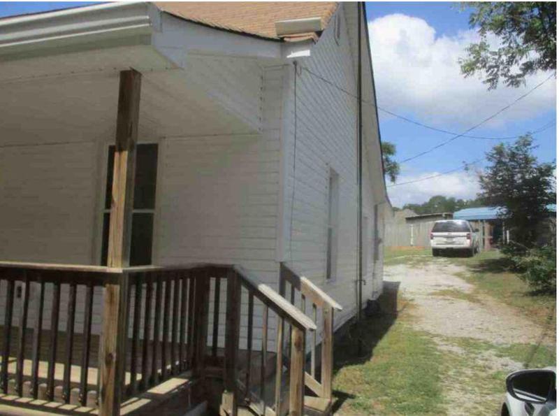 Image for property 337 State Street, Commerce, GA 30529