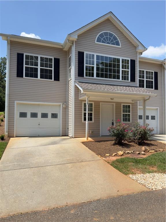 Image for property 118 Pointe Circle, Dahlonega, GA 30533