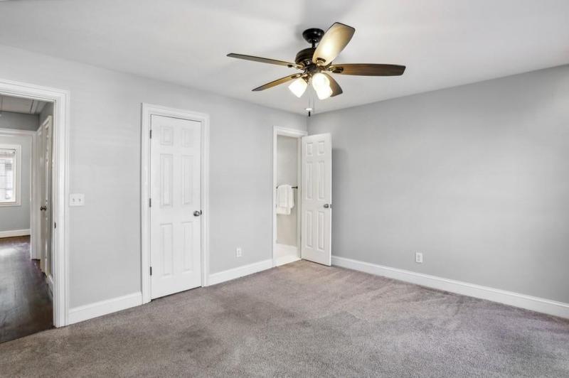 Image for property 5375 Roswell C4, Atlanta, GA 30342