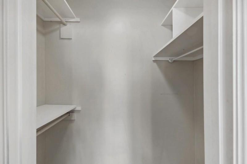 Image for property 5375 Roswell C4, Atlanta, GA 30342