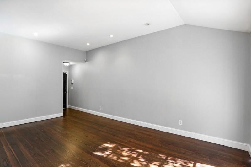 Image for property 5375 Roswell C4, Atlanta, GA 30342