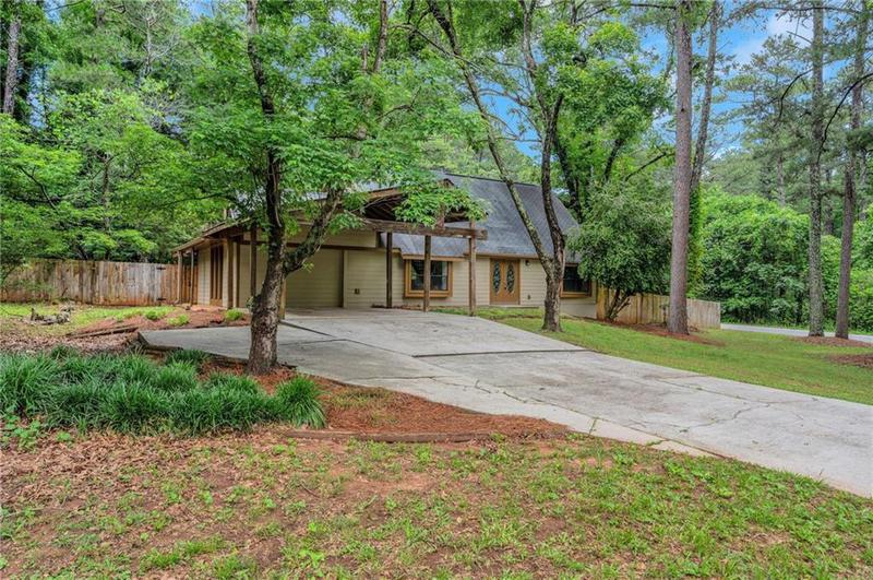 Image for property 112 Valley Road, Stockbridge, GA 30281