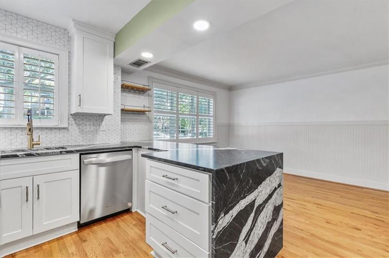 Image for property 35 Sheridan Drive 6, Atlanta, GA 30305