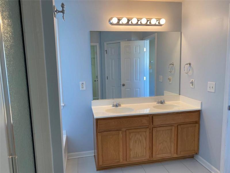 Image for property 6148 INDIAN WOOD Circle, Mableton, GA 30126