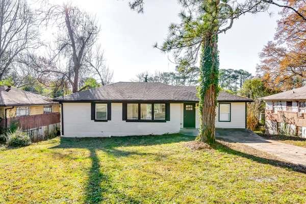 Image for property 2835 Laguna Drive, Decatur, GA 30032