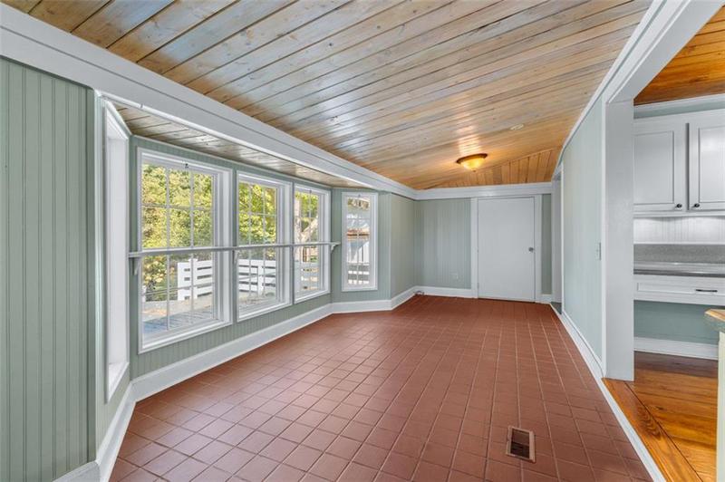 Image for property 150 Main Street, Rutledge, GA 30663