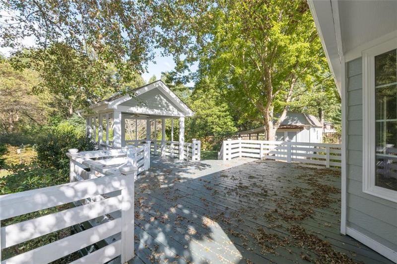 Image for property 150 Main Street, Rutledge, GA 30663