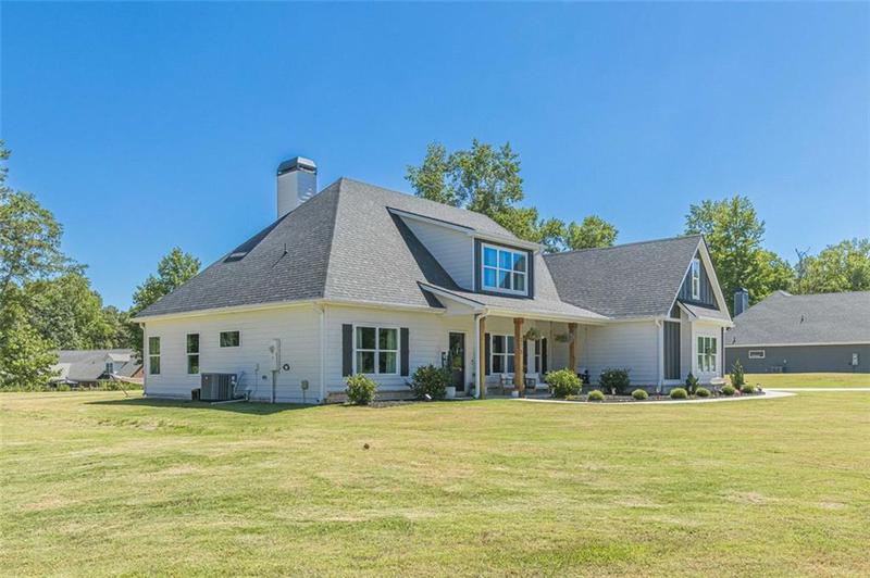 Image for property 375 BOULDER CREST Trail, Villa Rica, GA 30180