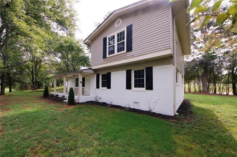 Image for property 573 Mineral Springs Trl Conn, Demorest, GA 30535