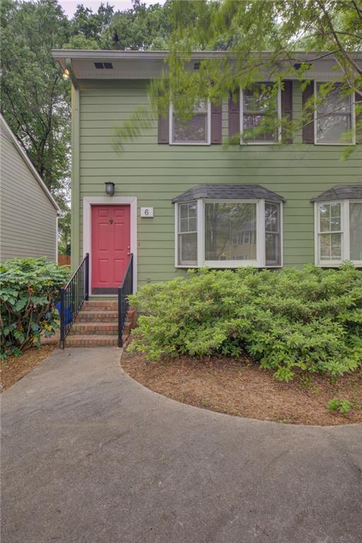 Image for property 6 Holly Downs Court, Atlanta, GA 30318