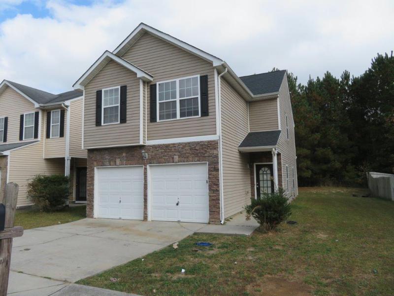 Image for property 6511 Grey Fox Way, Riverdale, GA 30296