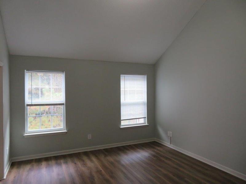 Image for property 6511 Grey Fox Way, Riverdale, GA 30296