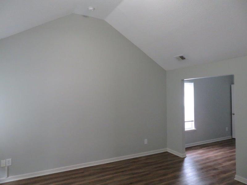 Image for property 6511 Grey Fox Way, Riverdale, GA 30296