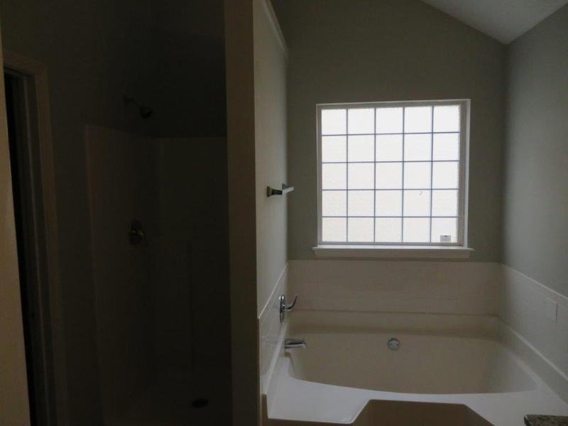 Image for property 6511 Grey Fox Way, Riverdale, GA 30296