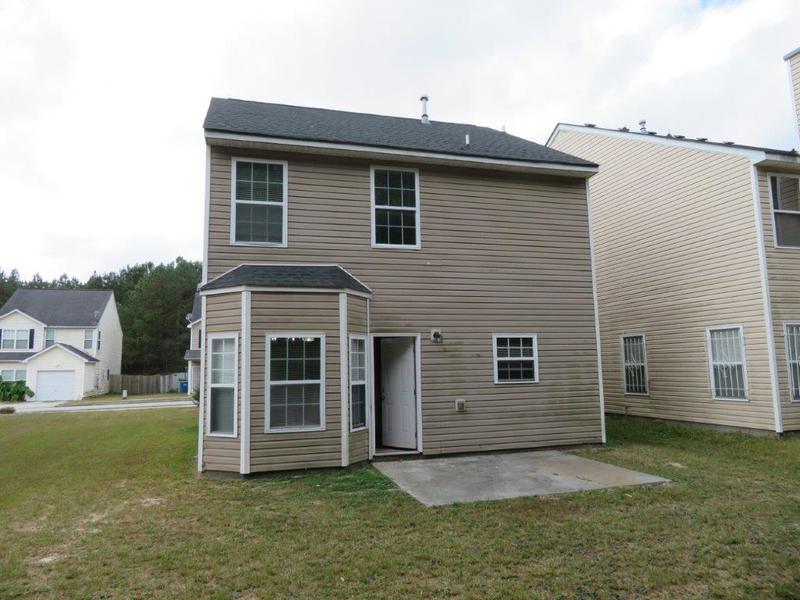 Image for property 6511 Grey Fox Way, Riverdale, GA 30296