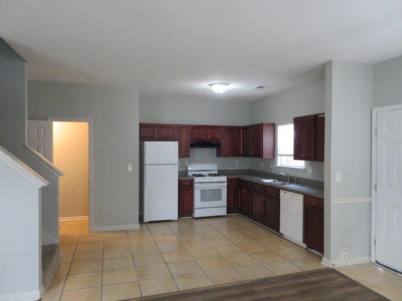Image for property 6511 Grey Fox Way, Riverdale, GA 30296