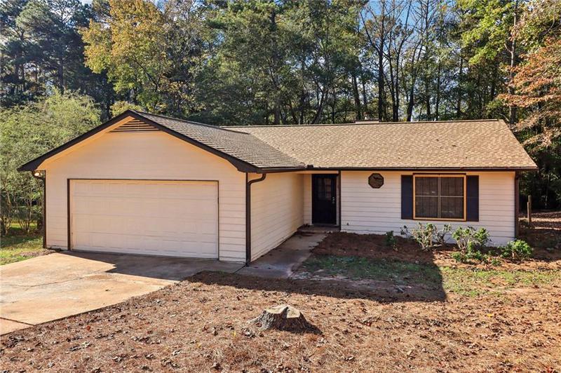 Image for property 8673 Collins Drive, Jonesboro, GA 30236