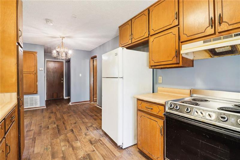 Image for property 8673 Collins Drive, Jonesboro, GA 30236