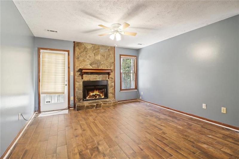 Image for property 8673 Collins Drive, Jonesboro, GA 30236