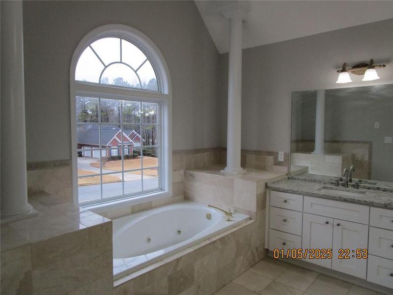 Image for property 354 Mansfield Way, Stockbridge, GA 30281
