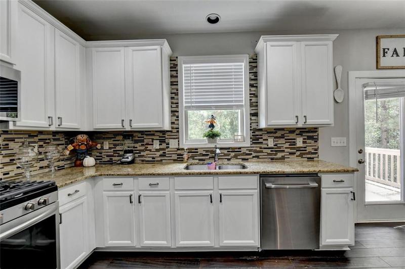 Image for property 1567 MAPLECLIFF Way, Sugar Hill, GA 30518