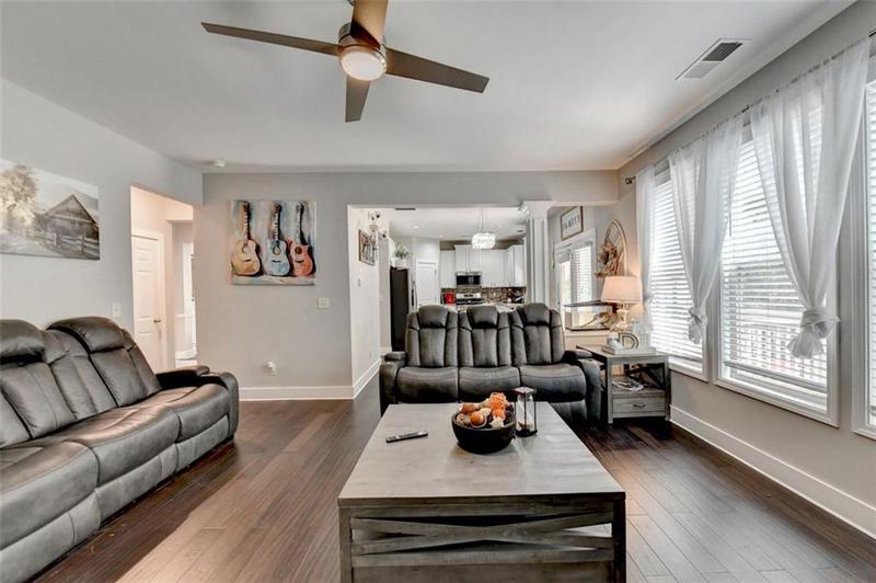 Image for property 1567 MAPLECLIFF Way, Sugar Hill, GA 30518