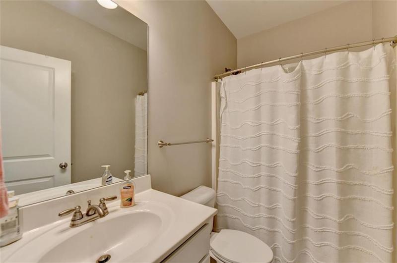 Image for property 1567 MAPLECLIFF Way, Sugar Hill, GA 30518