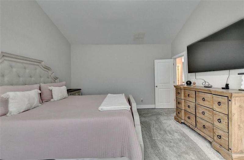 Image for property 1567 MAPLECLIFF Way, Sugar Hill, GA 30518