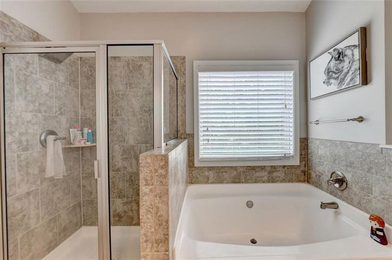 Image for property 1567 MAPLECLIFF Way, Sugar Hill, GA 30518