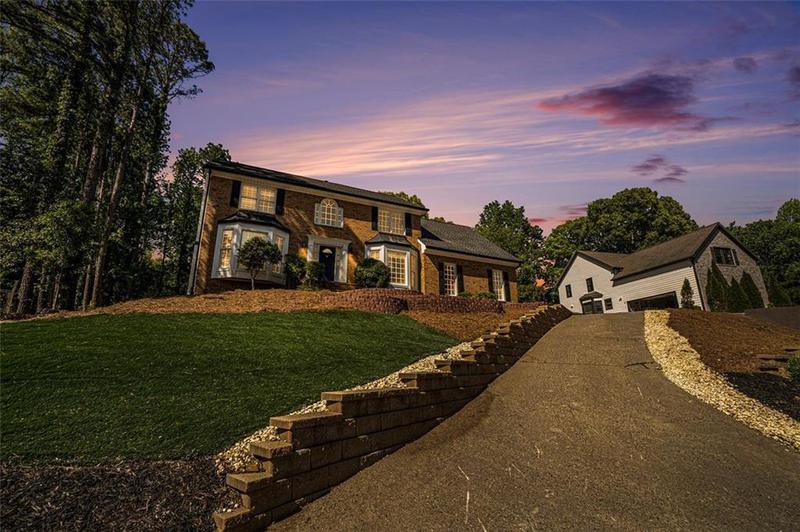 Image for property 180 Spring Ridge Trace, Roswell, GA 30076