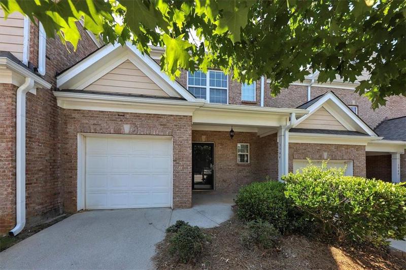 Image for property 3944 PRINCETON LAKES Way, Atlanta, GA 30331