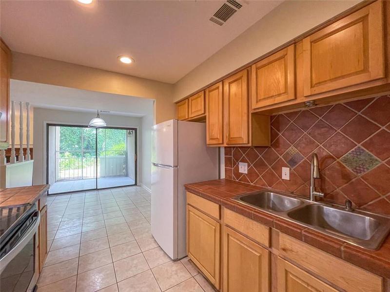 Image for property 605 Candler Street C-2, Gainesville, GA 30501