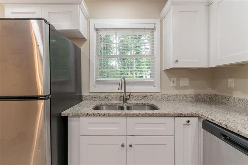 Image for property 2922 Carriage Lane, Atlanta, GA 30349